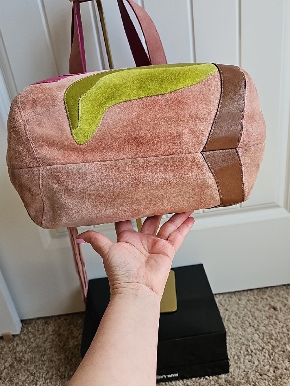 Coach Vintage 06 Limited Edition "Poppies for Peace" Suede Tote Pink/Multi - Picture 11 of 14